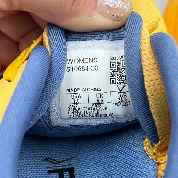 Saucony Guide 15 Gold Summit Women's Running Shoe Sneaker Yellow - Picture 3 of 8